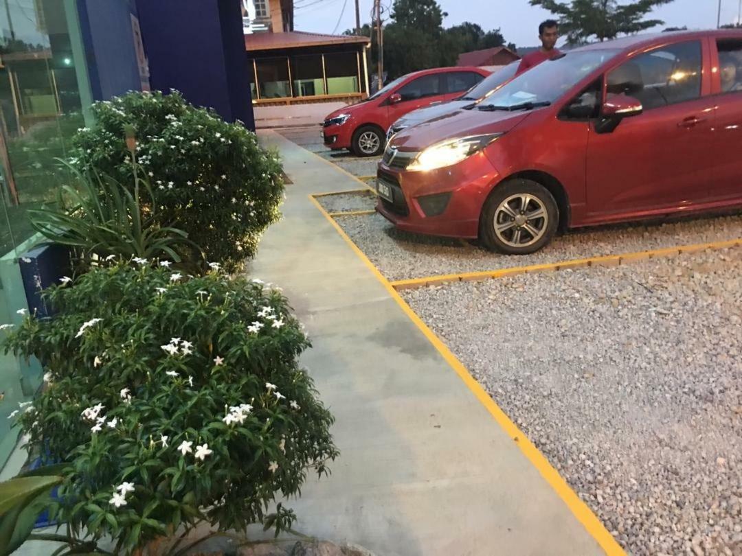 Nu Melati Hotel Pantai Cenang  Esterno foto